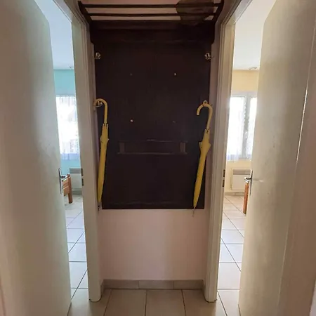 Holiday home Maison 6 Pers A 250m De La Avec Animaux Admis! - Fr-1-194-448