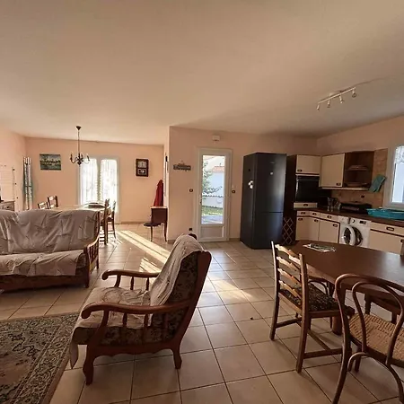 Maison 6 Pers A 250m De La Avec Animaux Admis! - Fr-1-194-448 Holiday home *